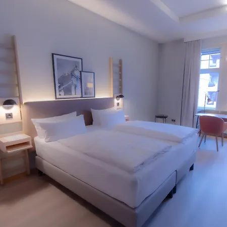 Hotel Bleibtreu Berlin By Golden Tulip-2
