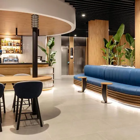 Barcelo Santa Cruz Contemporaneo-3