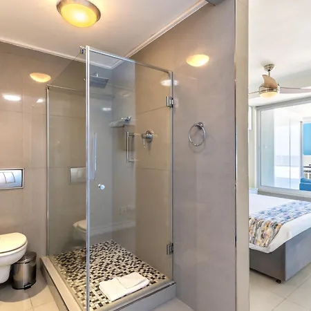 Lagoon Beach Hotel & Spa-3
