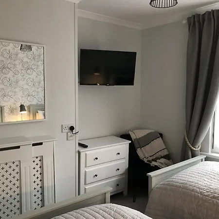 The Glastonbury Town House-3