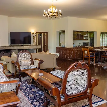 Safari Park Hotel-2