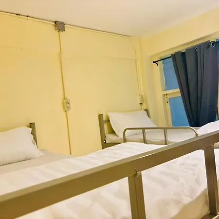 Sukhum Khaosan Au Bon Hostel-3