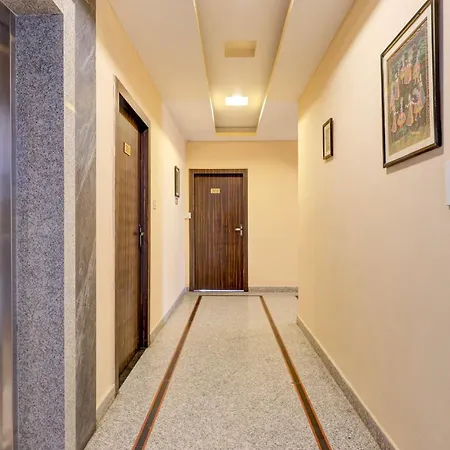 Super Townhouse Reti Bus Terminal Udaipur Formerly Greenland-3