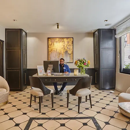 Hotel Eiffel Rive Gauche-3