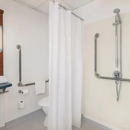 Ibis Wellington-3