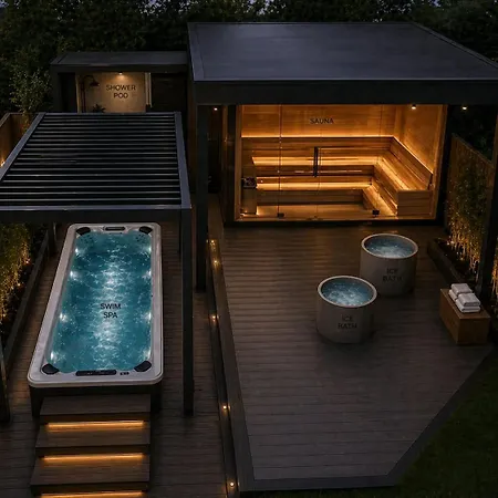 Consort Hotel & Urban Spa-2