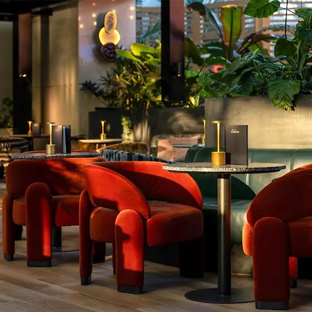 Signia By Hilton Diplomat Beach Resort-2