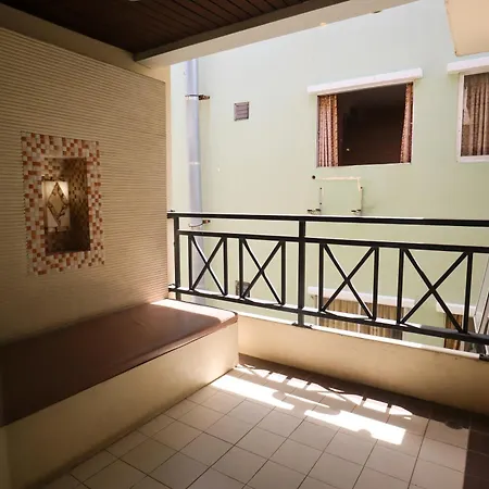 Baywalk Residence Pattaya-2