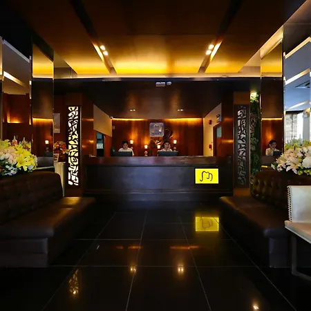 Hotel M Chiang Mai-2
