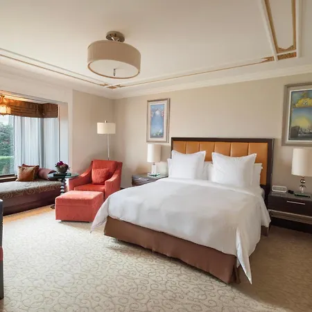 Four Seasons Hotel Istanbul At The Bosphorus-2