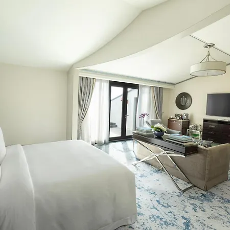 Four Seasons Hotel Istanbul At The Bosphorus-2