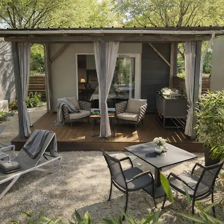Boutique Mobile Homes Ulikarovinj (Adults Only)-2