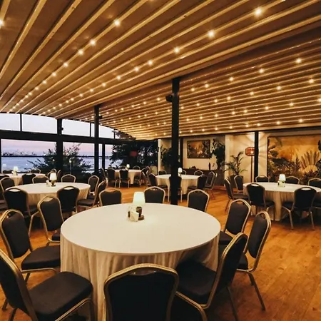 Holiday Inn Istanbul - Tuzla Bay By Ihg-2