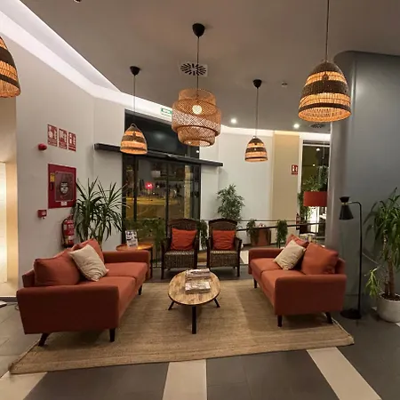 Hotel BESTPRICE Girona-2