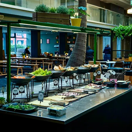 Comfort Hotel Malmoe-3