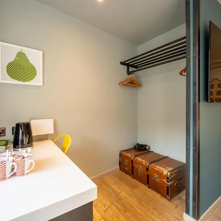 Grassmarket Hotel-3