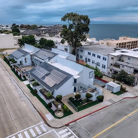 Cannery Row Inn-2