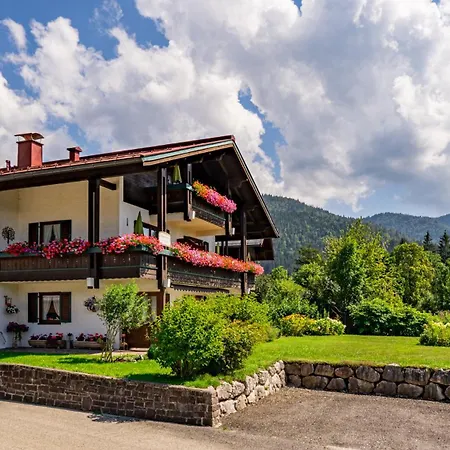 Gästehäuser Schwemmbauer-2
