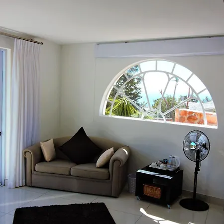 Diamond House Guesthouse-3