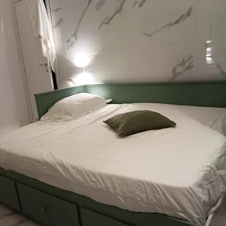 Catania Etnea Bed And Breakfast-2