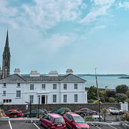 Bella Vista Hotel & Self Catering Suites-3