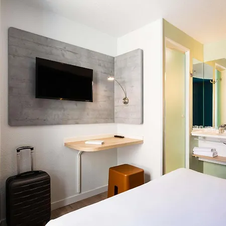 Ibis Budget Bordeaux Centre - Gare Saint Jean-3