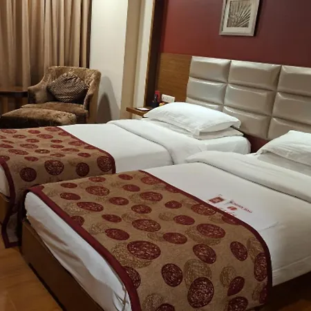 Lords Plaza Surat-3