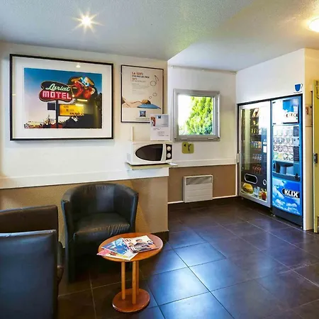 Ibis Budget Chartres-3