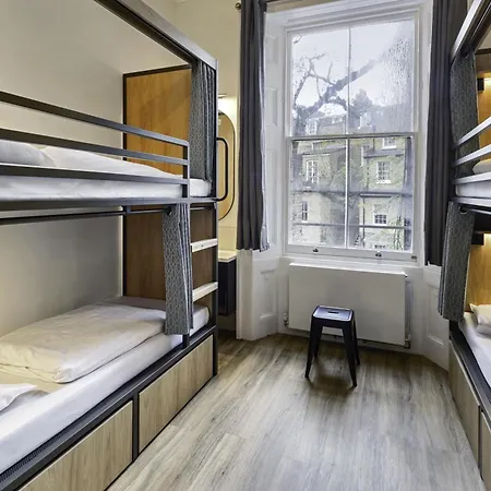 Astor Victoria Hostel-2