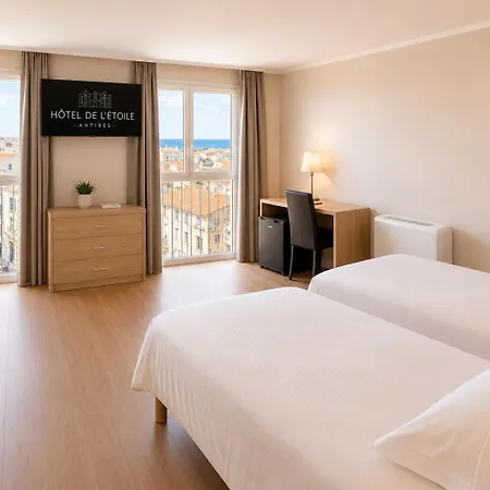 Hotel De L'Etoile-2