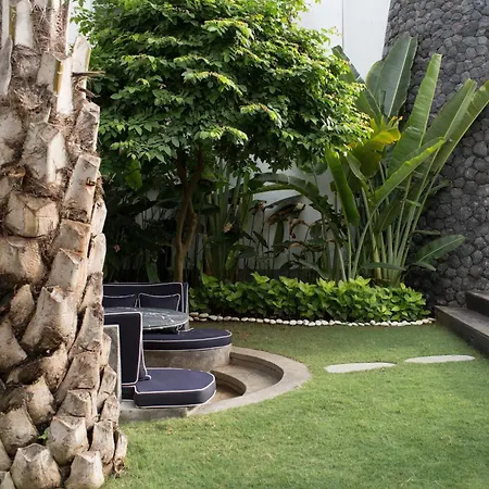 Ulu Cliffhouse Boutique Hotel And Pool Club - Adults Only-3