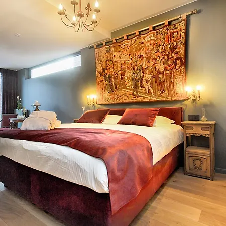 B&B Royal Swans - Adults-Only Boutique Stay In Bruges-3
