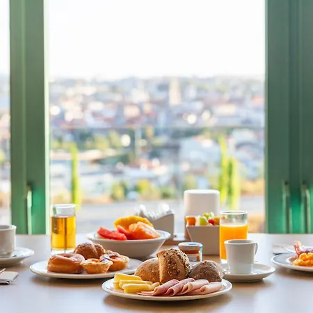 Hotel De Guimaraes Business & Spa-2