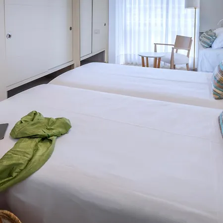 Monica Hotel-2