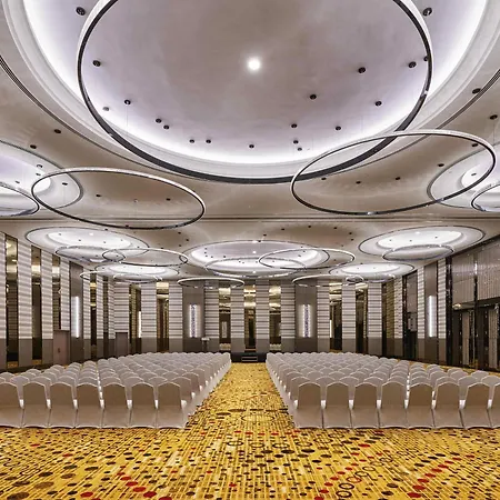 Pullman Kuala Lumpur City Centre Hotel & Residences-2