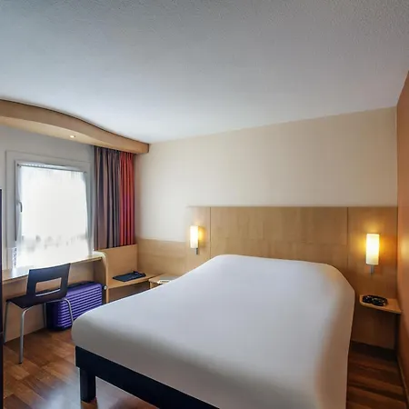 Ibis Beaune Centre-2