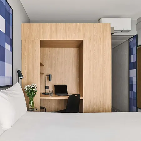 Ibis Chur-2