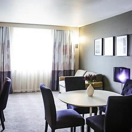 Novotel Liverpool Centre-2