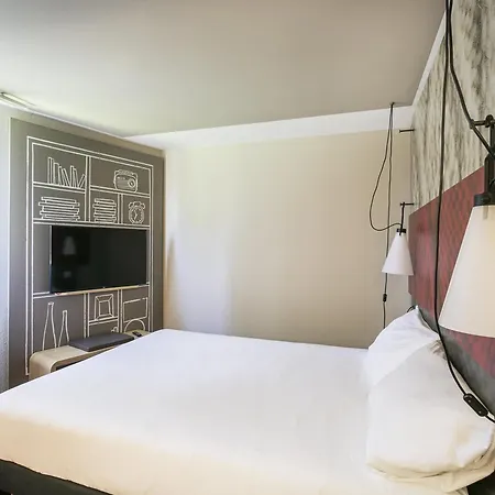 Ibis Avignon Sud-3