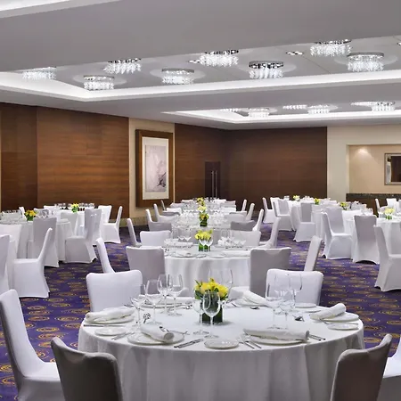 Moevenpick Hotel Jumeirah Beach-2