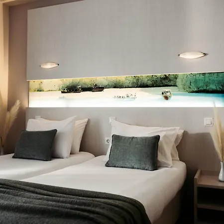 Planos Beach Hotel-3