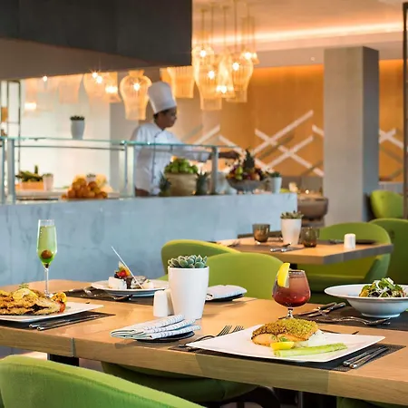 Novotel Muscat Airport-2