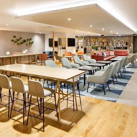 Crowne Plaza Manchester Airport By Ihg-2