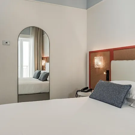 Hotel Plaza-3