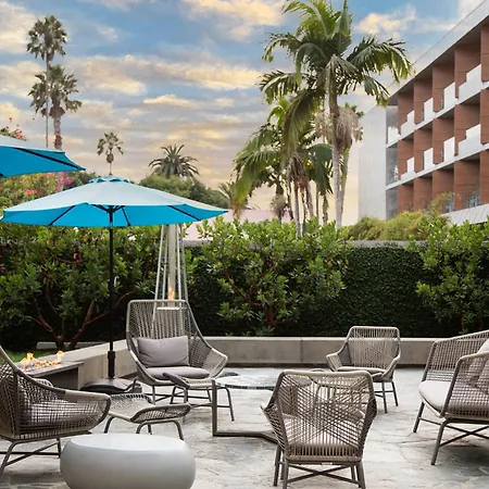 Shore Hotel-2