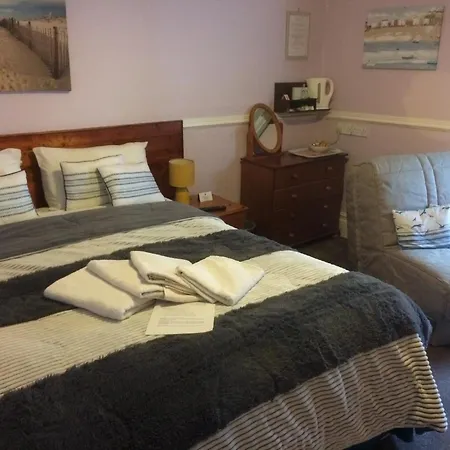 Weybourne Guest House-2