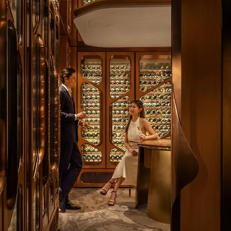 Mandarin Oriental The Landmark, Hong Kong-3