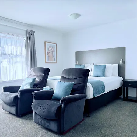 BKs Premier Motel Hamilton-3