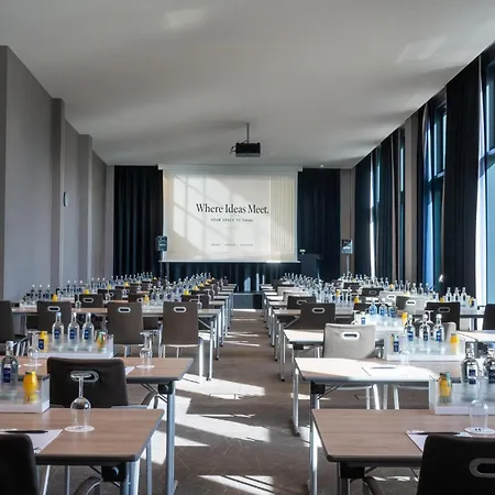 Holiday Inn Frankfurt Airport By Ihg-3