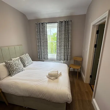 Charlie Hotel-2